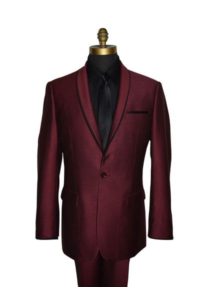 close-up Burgundy shawl collar tuxedo with a black shirt and long black necktie on a mannequin against a white background