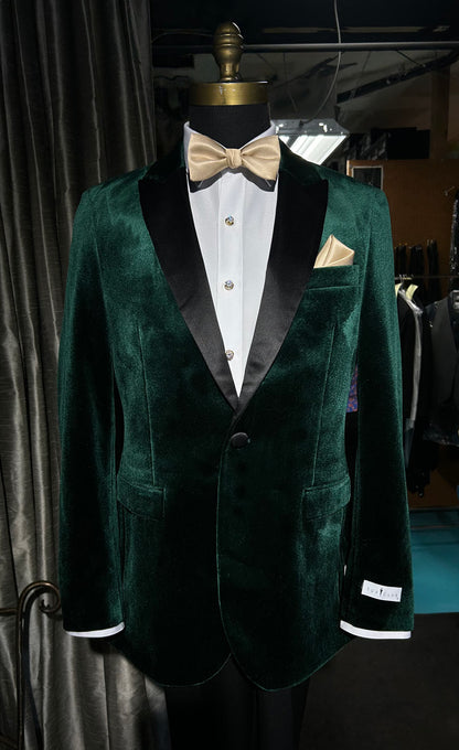 Emerald Velvet Peak Lapel Tuxedo On Rent