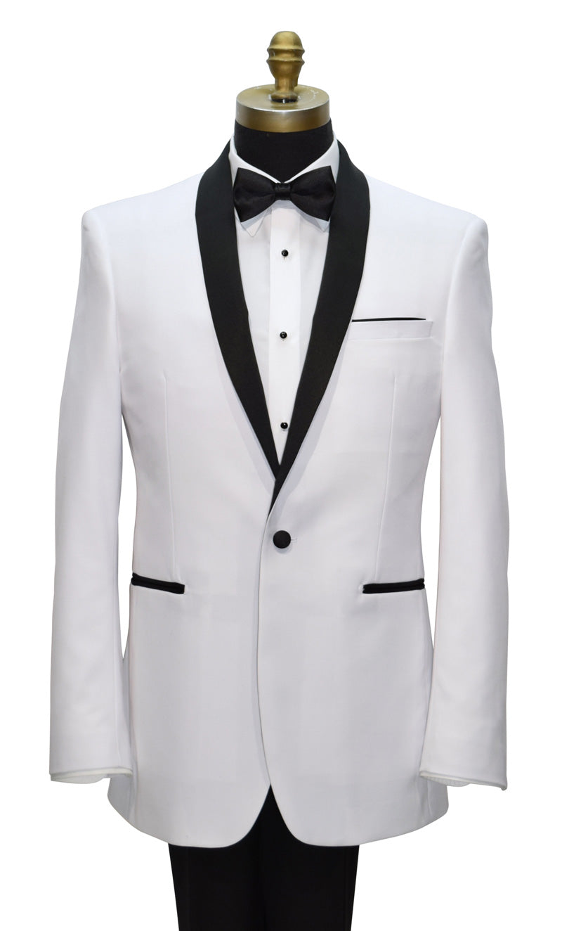 close-up White tuxedo with black shawl collar with black satin bowtie and black tuxedo pants on a mannequin against a white background