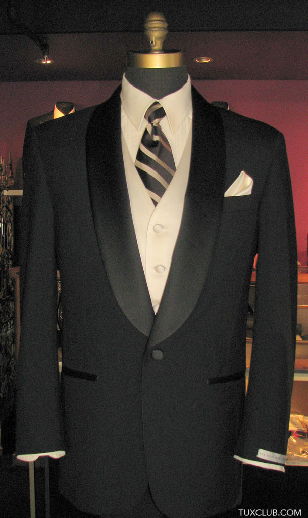 1 Button GR Shawl Collar with OffWhite Satin Vest and OffWhite and